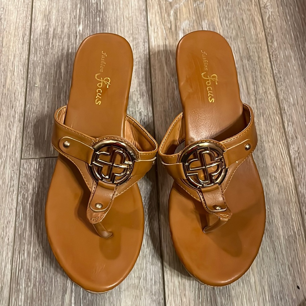 Womens Fashion Focus sandals